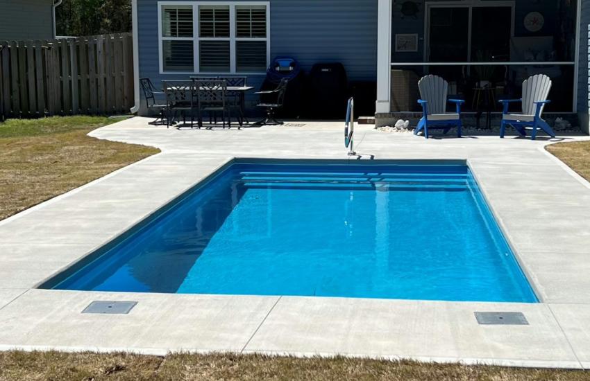 columbian-pool